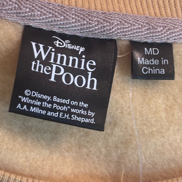 Women's Winnie Fleece Graphic Pullover Sweatshirt - Mustard Yellow Medium - Picture 9 of 10